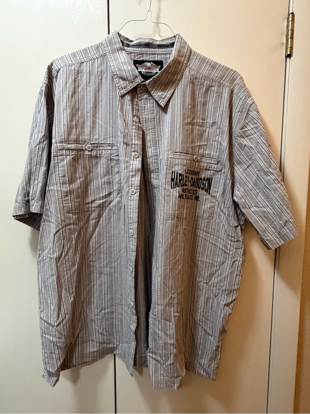 Harley-Davidson Gray Striped Short Sleeve Button-Up Shirt